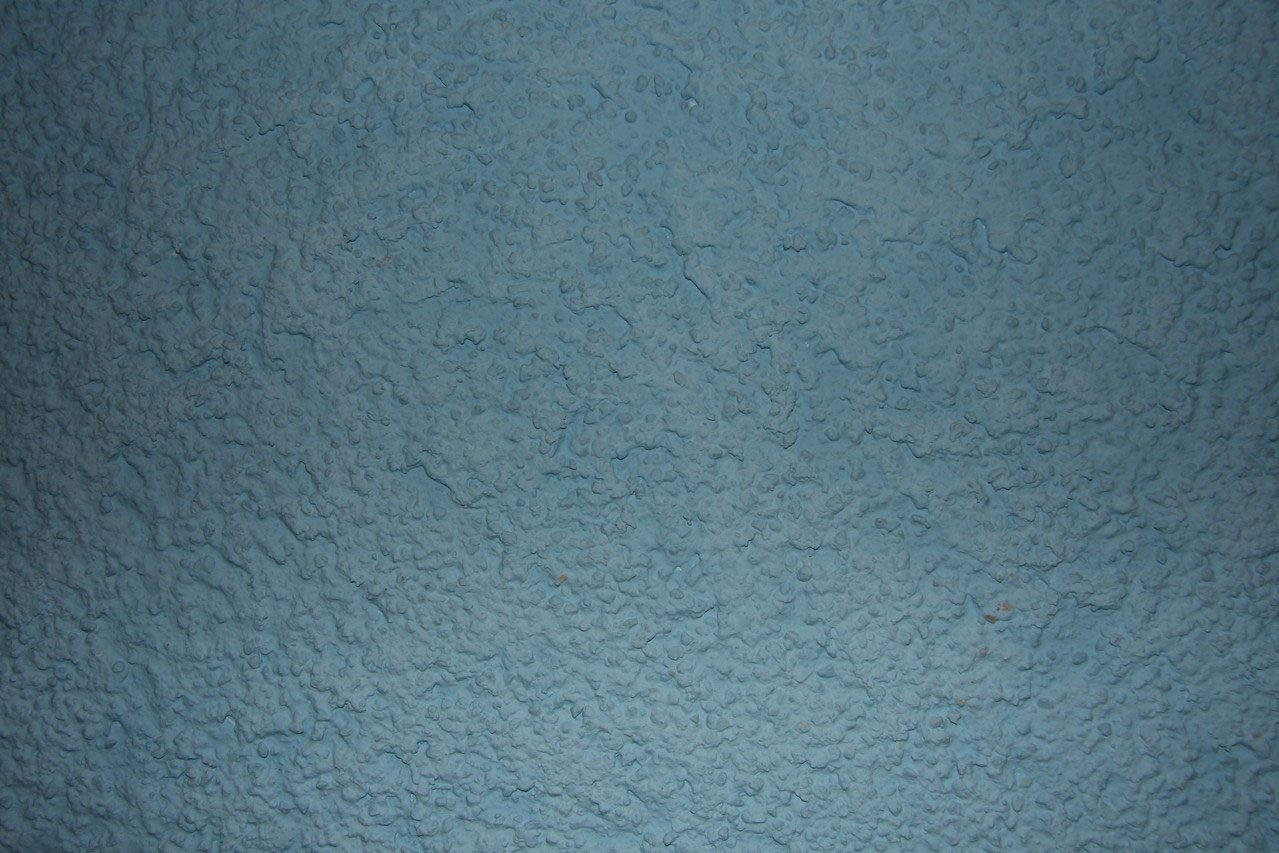 Blauer Strukturputz in Nahaufnahme